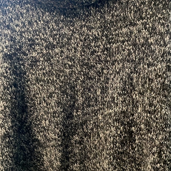 Stanton Cozy Black and Gray Women's Cowl Neck Sweater Size small/medium - Picture 3 of 3